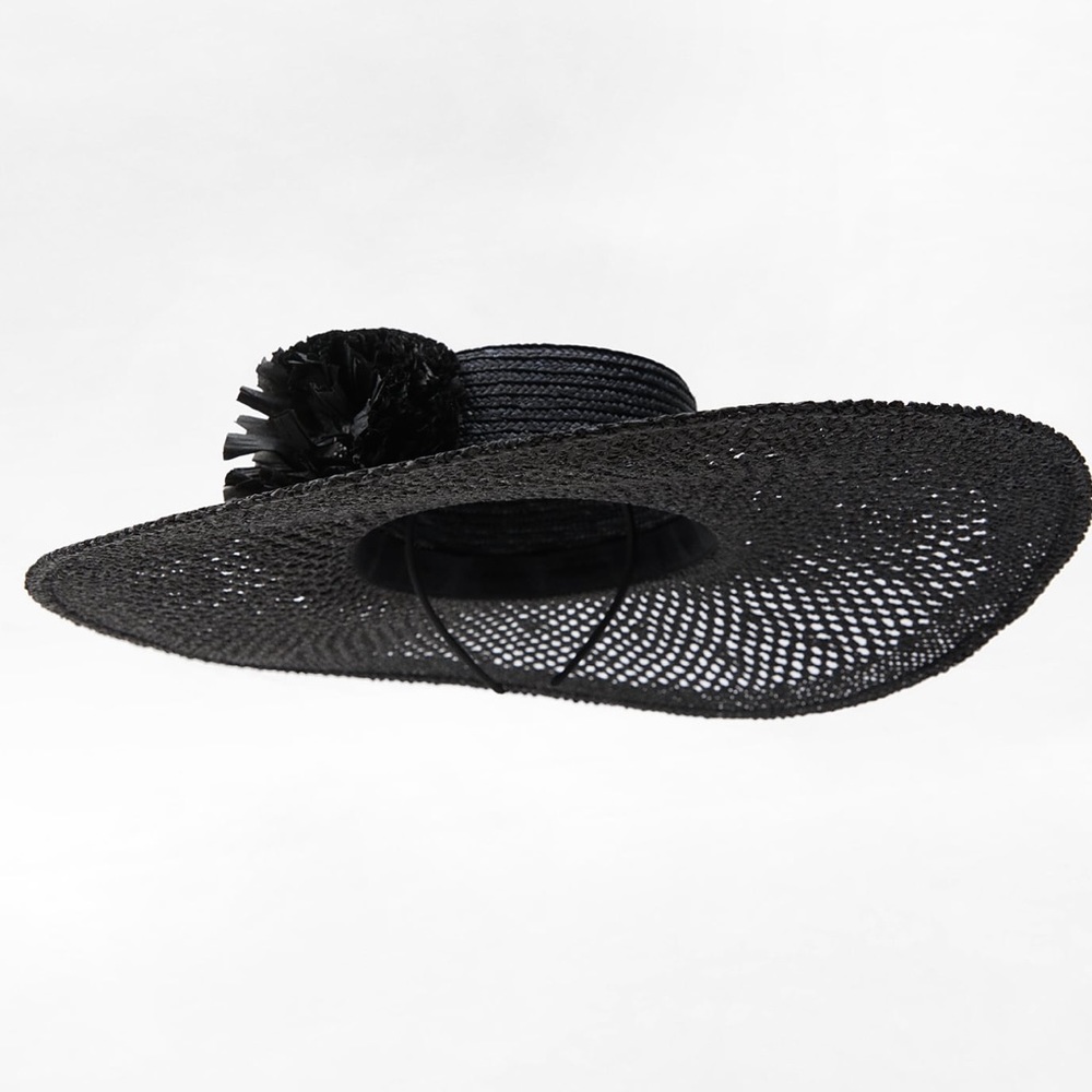 ZARA HAT 🖤